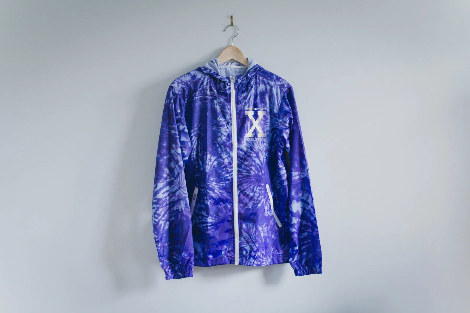 Tie-Dye Windbreaker in Purple